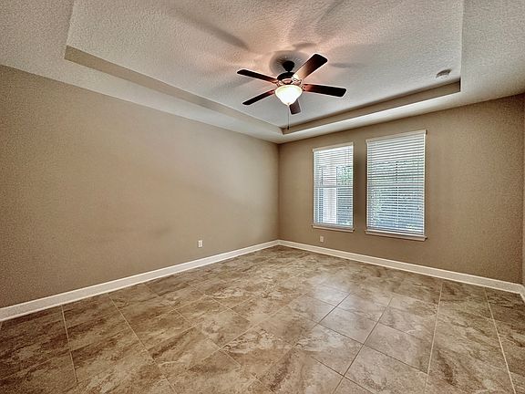3rd image of 4644 Rolling Green Dr