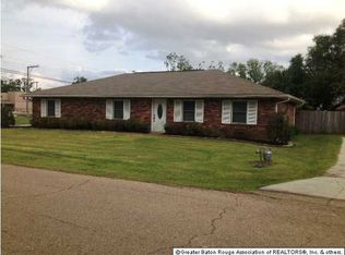 20280 Spruce St, Livingston, LA 70754