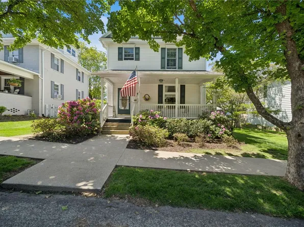115 E Vincent St, Ligonier, PA 15658