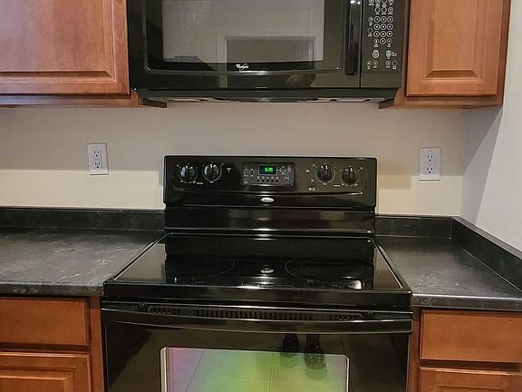4th image of 45056 W Cypress Ln