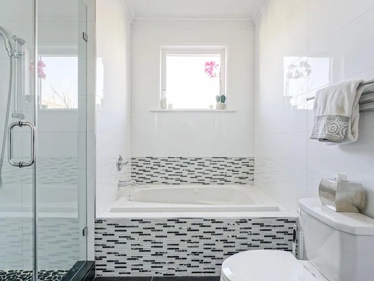 1833 Gerritt St — Photo 14