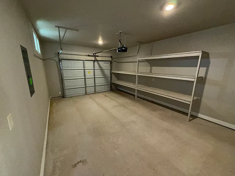 3314 Fenway Cir — Photo 16
