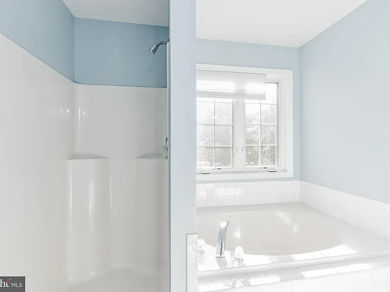 10329 Bridle Ct — Photo 26