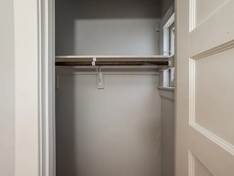4692 Congress Ave — Photo 17