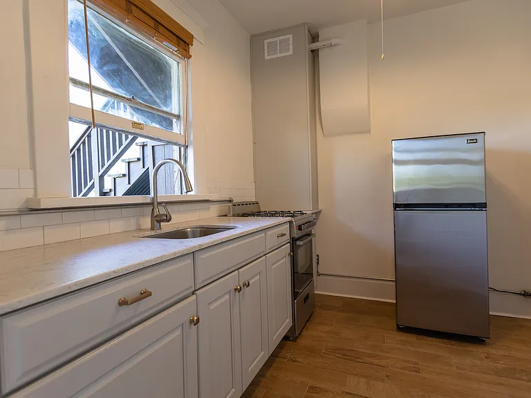 506 S 5th Ave #2 — Photo 8