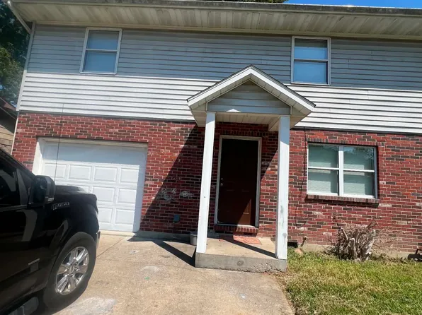 1024 Village Ln, Cape Girardeau, MO 63701