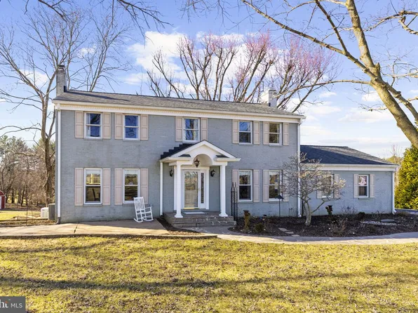 1201 Round Gate Ct, Woodbine, MD 21797