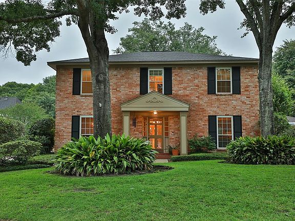 2nd image of 2307 Little Cedar Dr