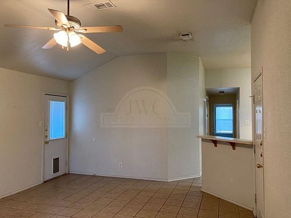 2nd image of 227 Dale Earnhardt Dr #A