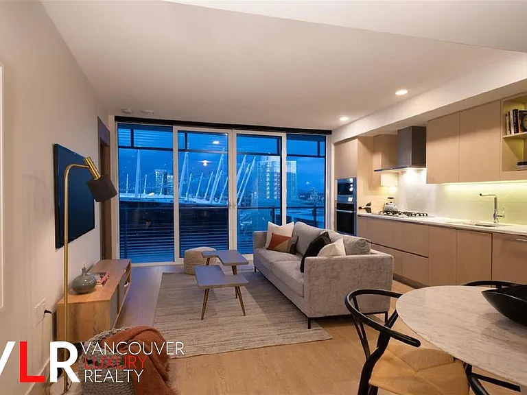89 Nelson St #2106 — Photo 1