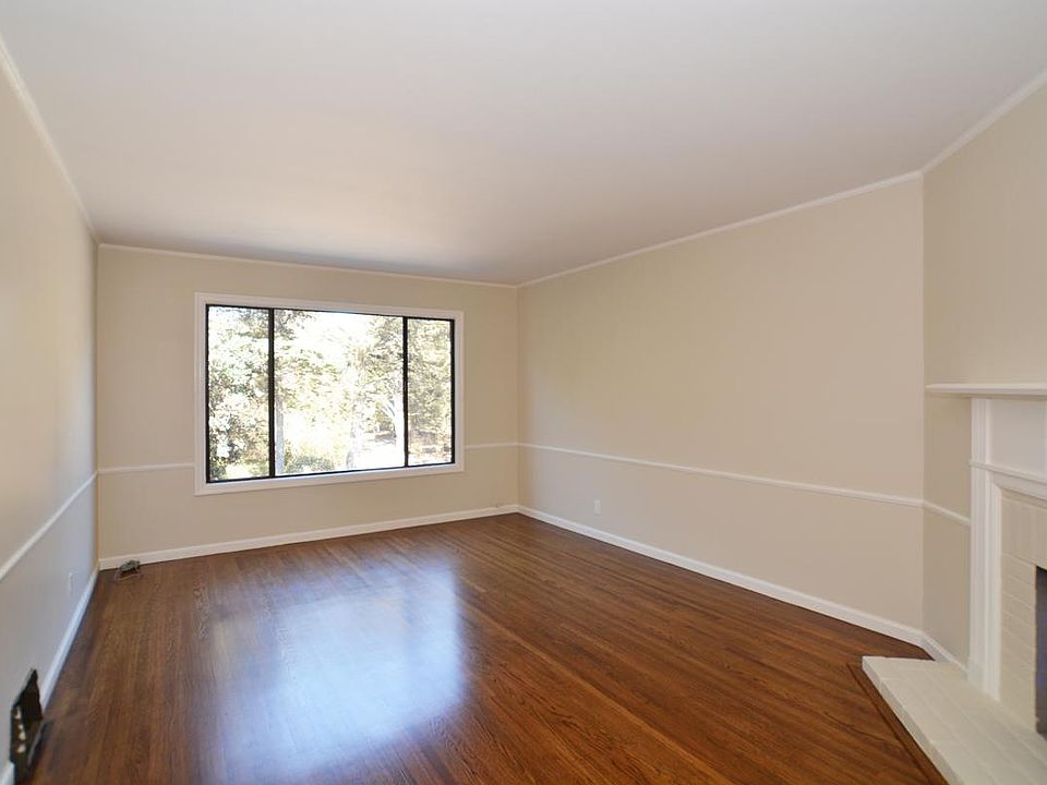 1st image of 2211 Lincoln Way