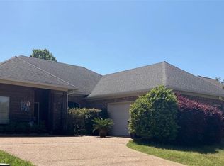 471 Pinebrook Cir, Brandon, MS 39047