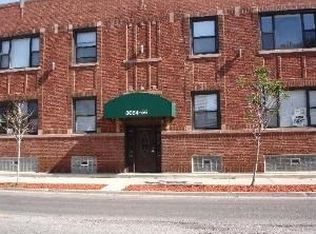 3054 W Addison St #1, Chicago, IL 60618