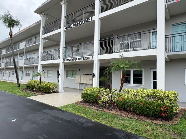 211 Pasadena Ave N APT 102