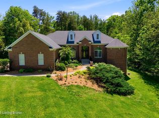 17106 Deer Crossing Trl, Fisherville, KY 40023