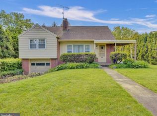 1012 Barberry Rd, Reading, PA 19611