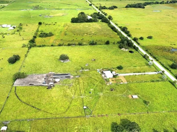 (undisclosed Address), Okeechobee, FL 34972