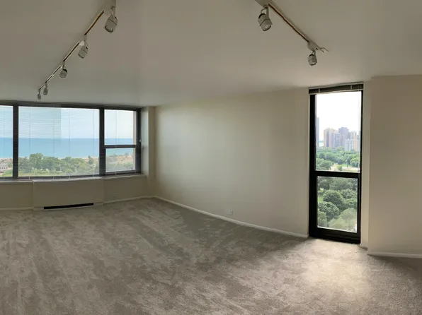 1850 N Clark St APT 2007, Chicago, IL 60614
