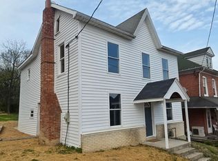 128 N Walnut St, Lewistown, PA