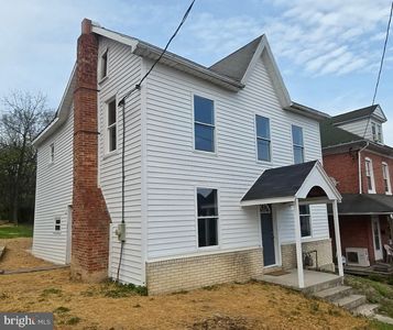 128 N Walnut St, Lewistown, PA, 17044