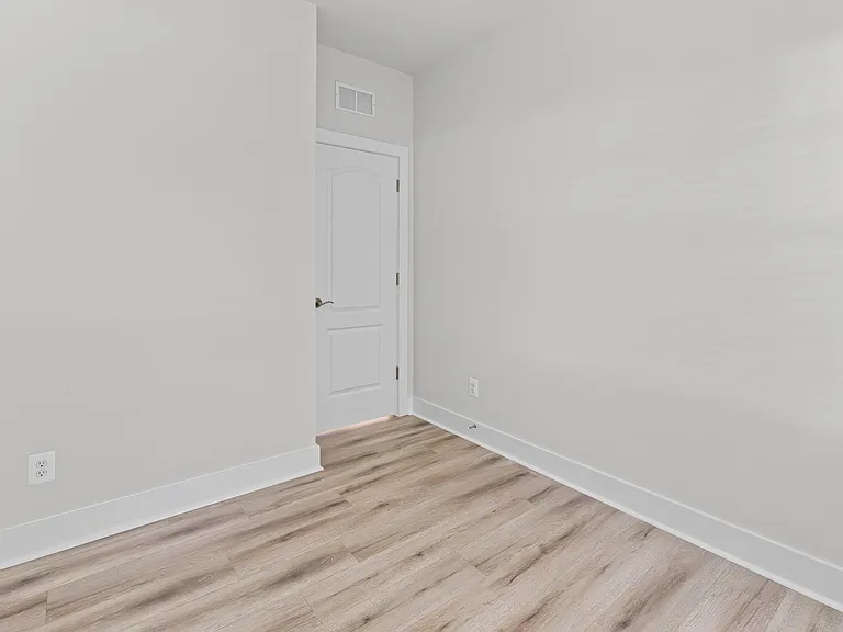 112 Rose Ct — Photo 11