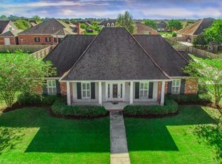 235 Lake Decade Ct, Houma, LA 70360