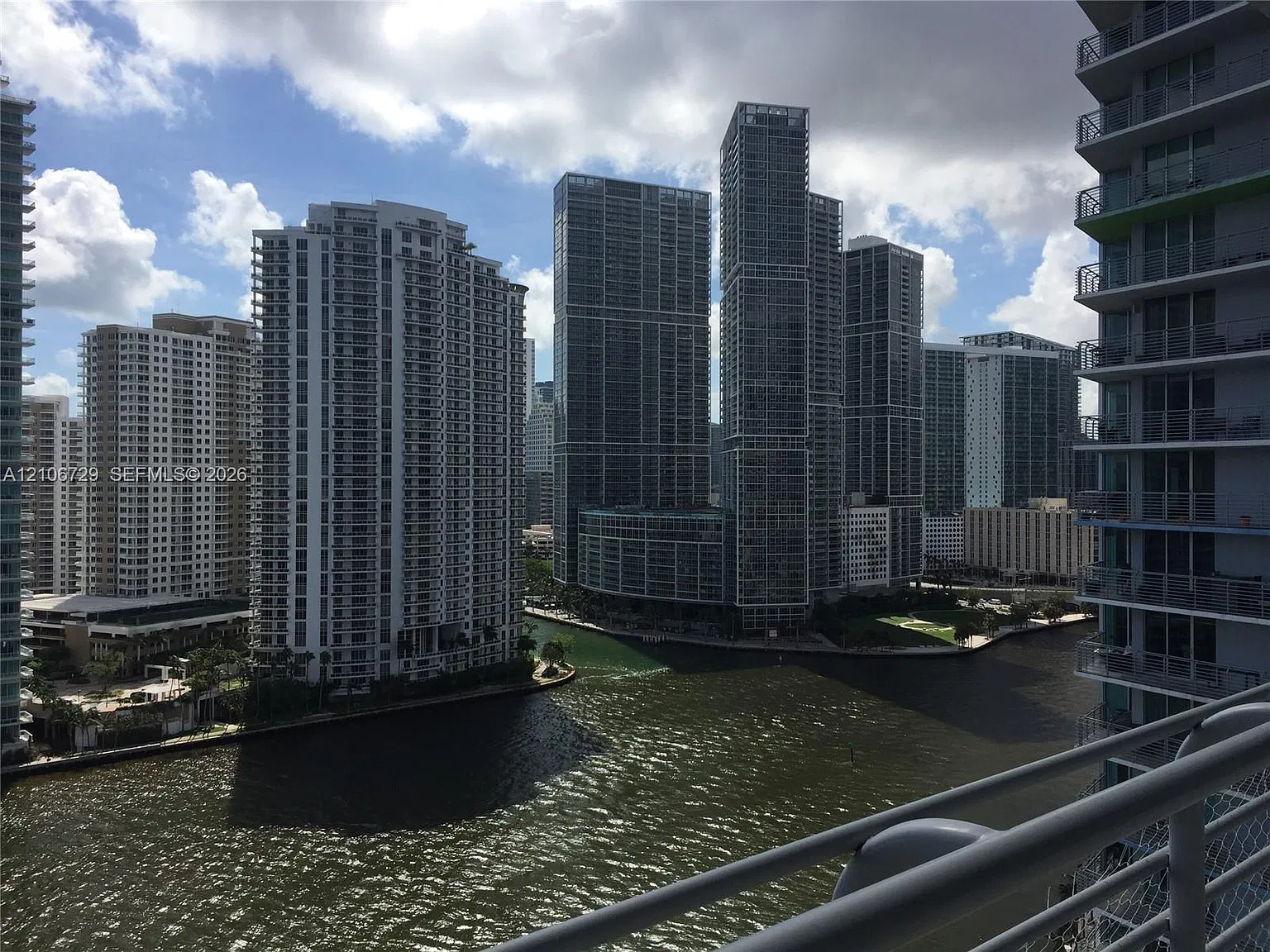 One Miami East Condo — Photo 3