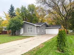 17709 Addison St, Southfield, MI 48075