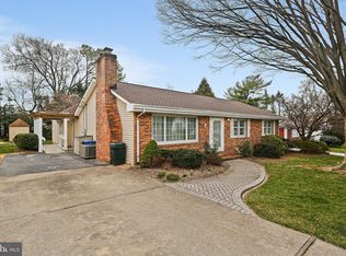 905 Breezewick Cir, Baltimore, MD 21286