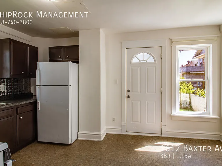1612 Baxter Ave — Photo 8
