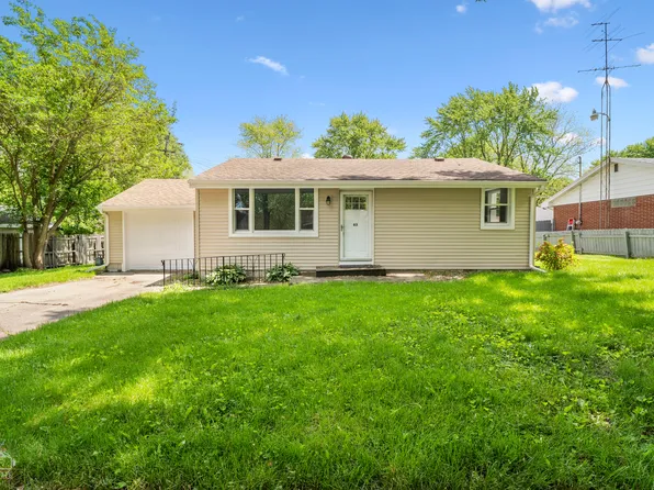 63 S 3120w Rd, Kankakee, IL 60901