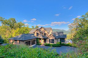 1st image of 290 Deercroft Dr