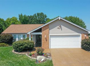 4962 Theiss Meadows Dr, Saint Louis, MO 63128