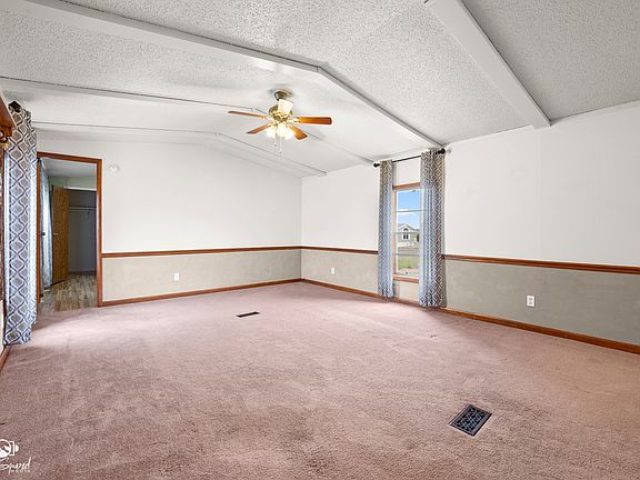 5th image of 15 Birch Ct