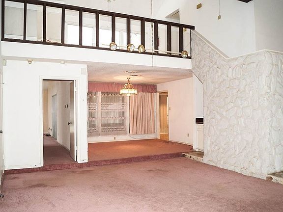 4th image of 2131 Glenn Lakes Ln