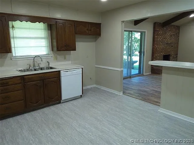11727 N 103rd East Ave — Photo 9