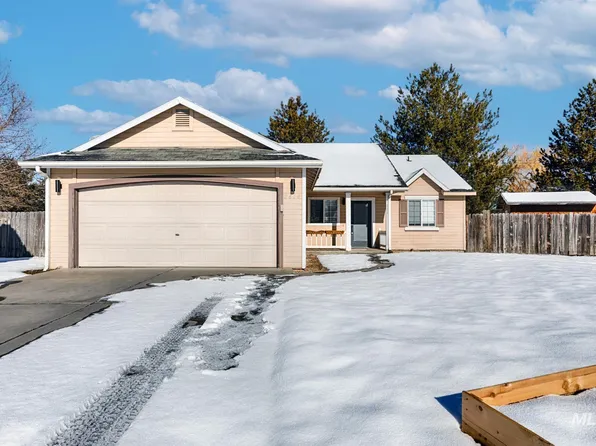 2414 W Jayton Ct, Meridian, ID 83642