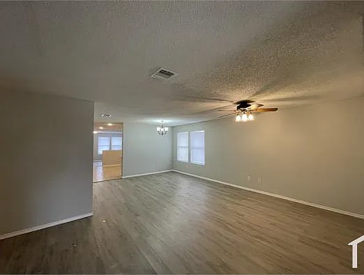 4611 Wedgewood Dr — Photo 12