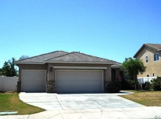 225 Galileo Ln, Perris, CA 92571