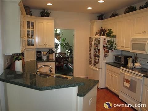 3rd image of 108 Ivy West Dr