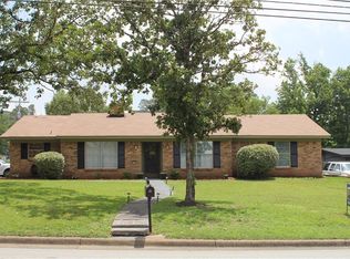 2110 N 4th St, Longview, TX 75601