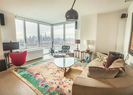 Rented by Town Residential | media 23