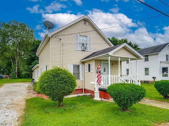 2nd image of 219 Scranton Blvd