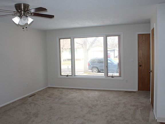 3rd image of 1258 Wilson Ave
