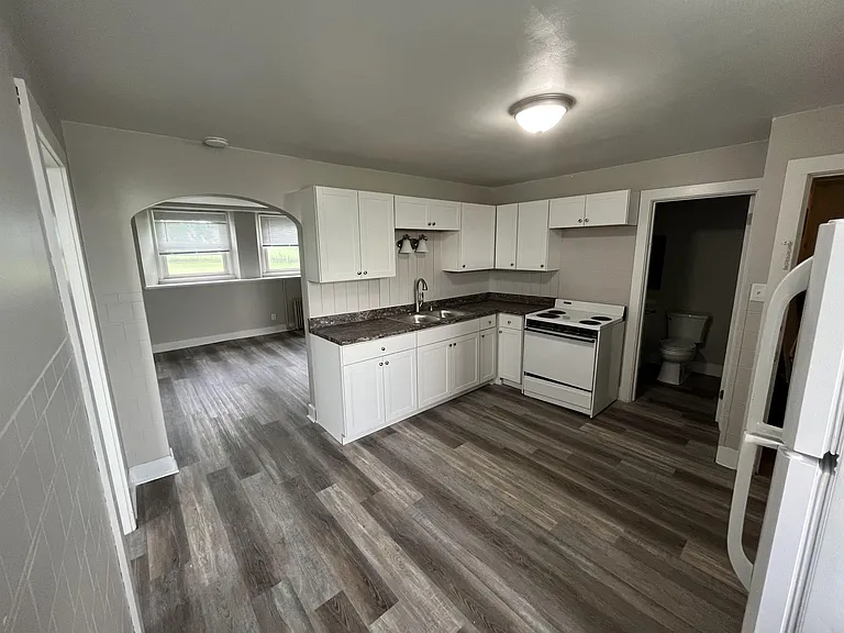 W1694 County Road H #1 — Photo 3