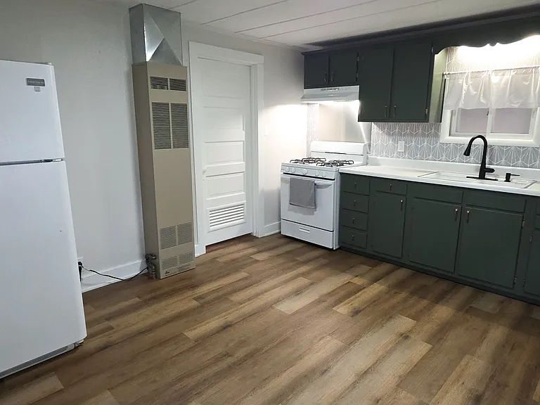 1304 Darwin Ave — Photo 20