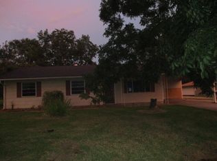 527 Carpenter St, Utica, MS 39175