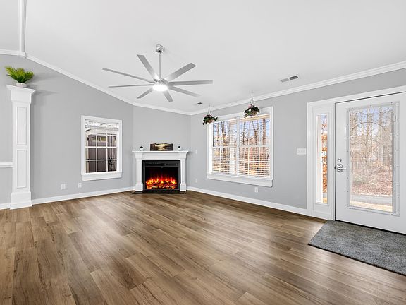 5th image of 23 N Ridge Way