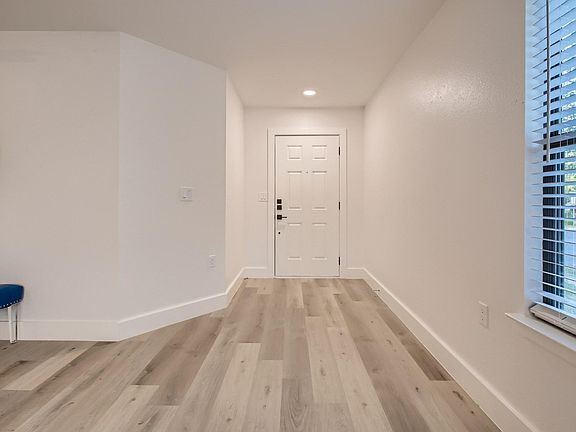 5th image of 5413 S Hearsey Dr