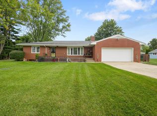 19675 Jackson Rd, South Bend, IN 46614